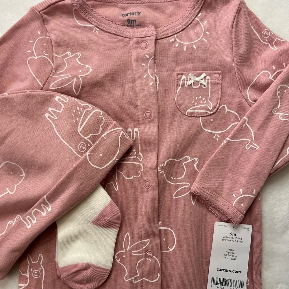 Carter’s Jumper Onesie with Matching Hat and Socks